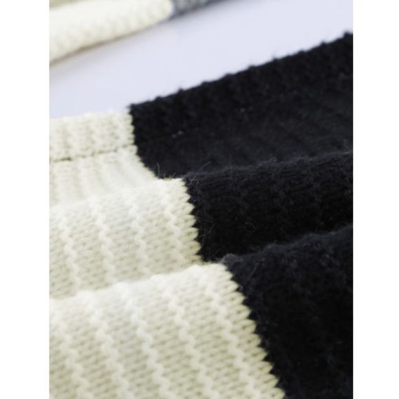 Button Detail Colorblock Sweater - Picture 9 of 9